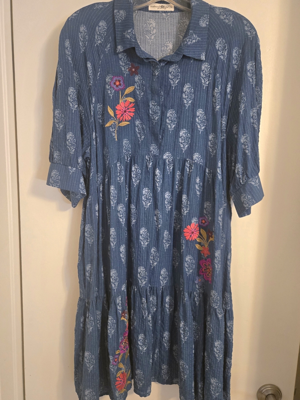 NATURAL LIFE Becca Teal Floral Embroidered Midi Dress - Picture 5 of 8